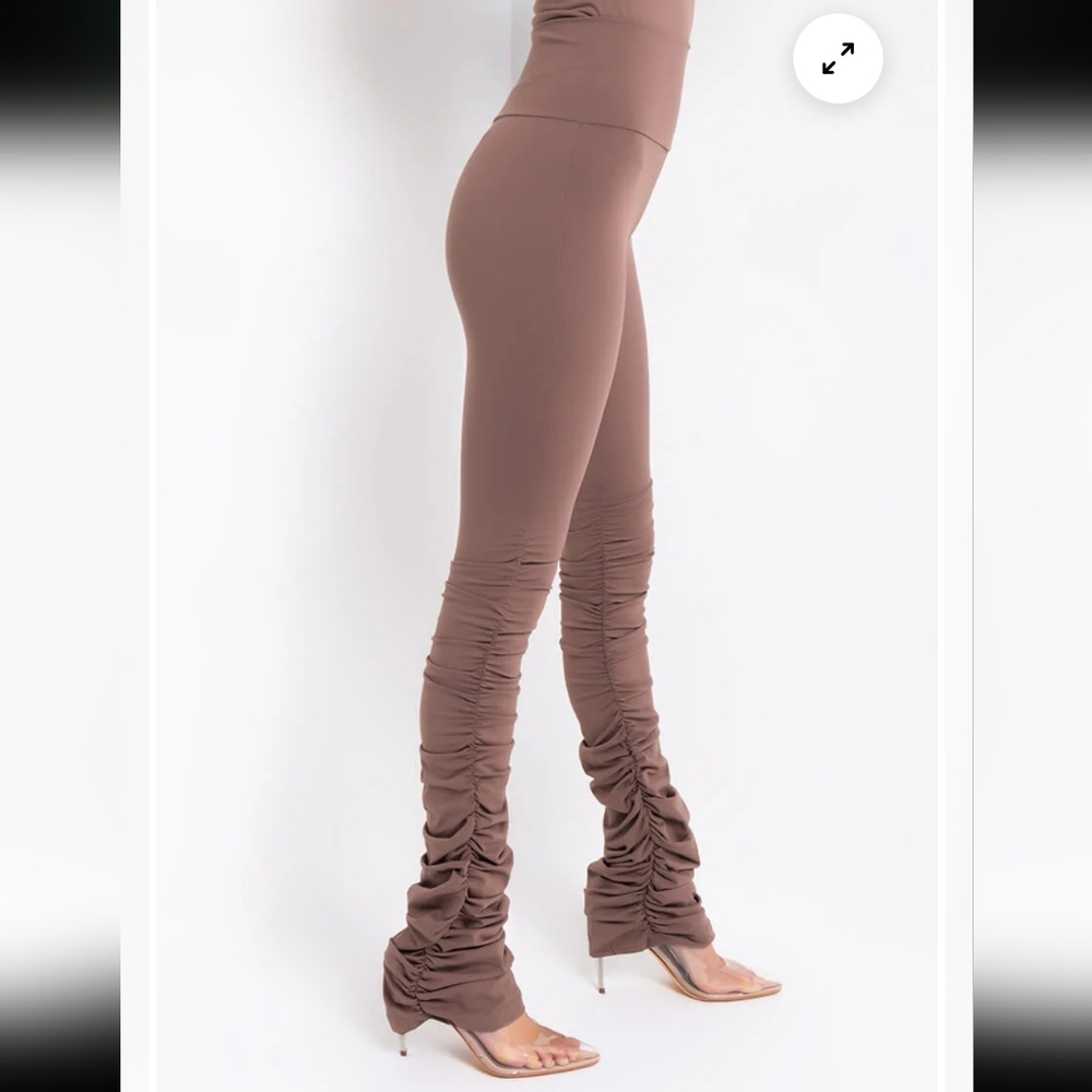AKIRA Label Snatched Stacked High Rise Legging - Picture 4 of 8